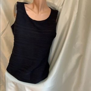 Calvin Klein Women’s Sleeveless Wavy Knit Top